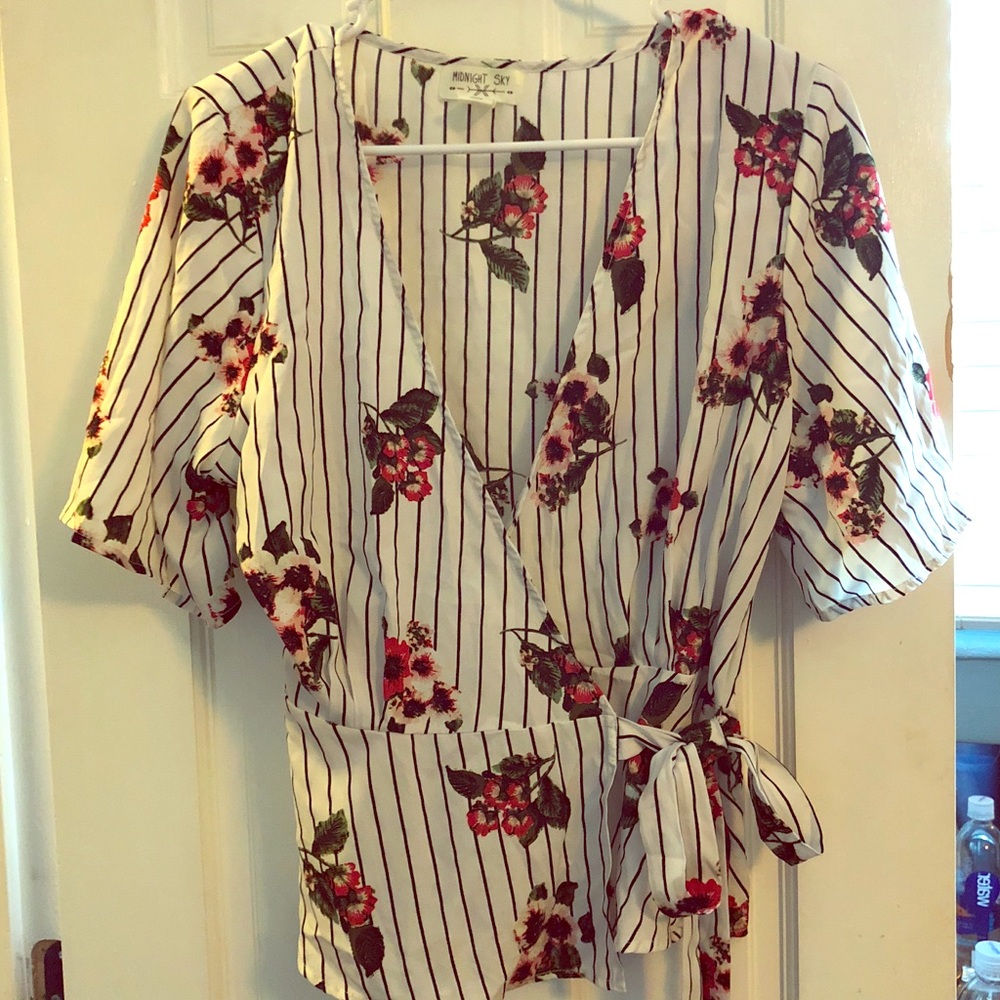 Tie up shirt